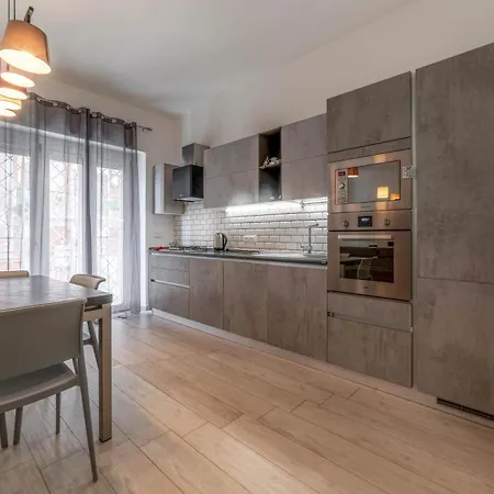 Apartment Holiday Home *