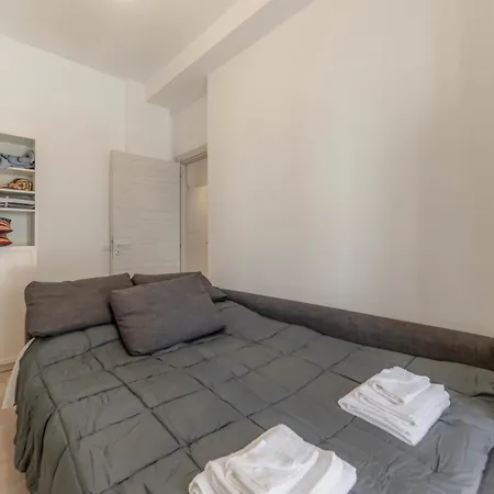 Apartment Holiday Home *