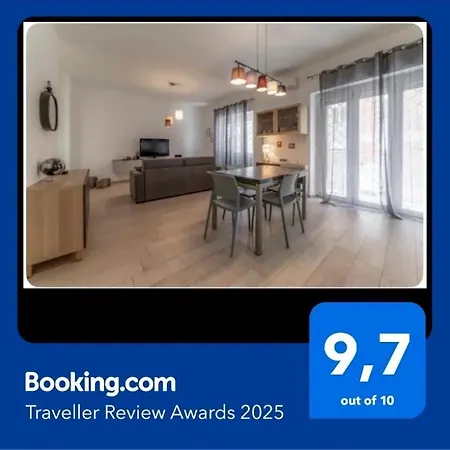 Holiday Home *